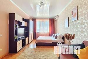 1-к квартира, посуточно, 40м2, 3/18 этаж