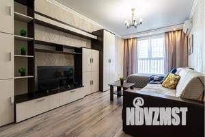 1-к квартира, посуточно, 40м2, 12/25 этаж