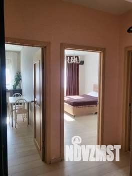 1-к квартира, посуточно, 40м2, 11/16 этаж