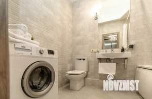 1-к квартира, посуточно, 42м2, 7/24 этаж