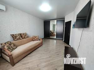 1-к квартира, посуточно, 40м2, 10/17 этаж