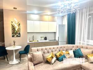 2-к квартира, посуточно, 50м2, 9/16 этаж