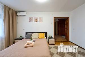 2-к квартира, посуточно, 48м2, 8/10 этаж