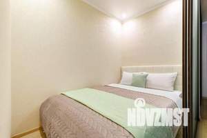 1-к квартира, посуточно, 43м2, 8/17 этаж