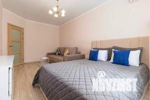 1-к квартира, посуточно, 40м2, 14/17 этаж