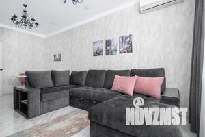 2-к квартира, посуточно, 42м2, 1/19 этаж