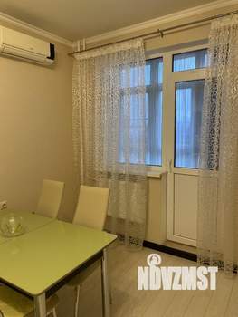 1-к квартира, на длительный срок, 52м2, 3/18 этаж