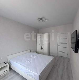 1-к квартира, на длительный срок, 42м2, 15/18 этаж