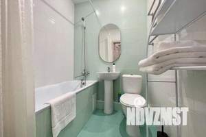 1-к квартира, посуточно, 43м2, 3/16 этаж