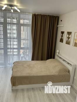 Студия квартира, на длительный срок, 30м2, 13/18 этаж