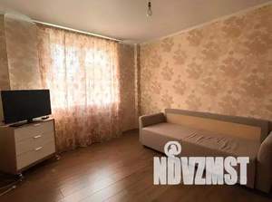 2-к квартира, посуточно, 50м2, 1/1 этаж