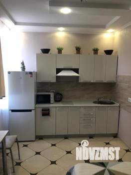 Студия квартира, посуточно, 31м2, 17/17 этаж