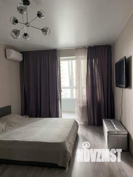 Студия квартира, посуточно, 32м2, 3/25 этаж