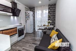 1-к квартира, посуточно, 42м2, 9/9 этаж