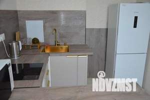 1-к квартира, посуточно, 35м2, 6/16 этаж