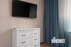 1-к квартира, посуточно, 38м2, 2/18 этаж