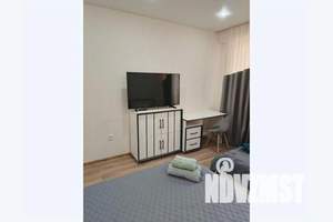 1-к квартира, посуточно, 42м2, 6/15 этаж