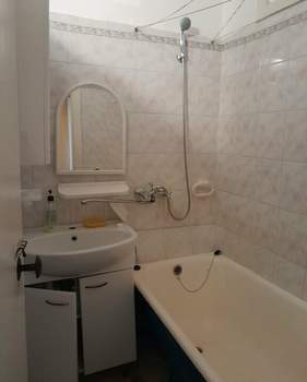 3-к квартира, на длительный срок, 65м2, 5/5 этаж