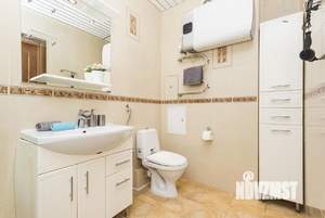 1-к квартира, посуточно, 60м2, 1/1 этаж