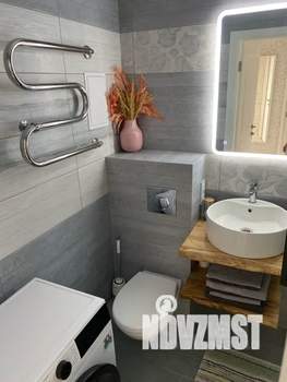 1-к квартира, посуточно, 40м2, 4/8 этаж