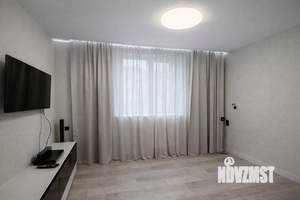 1-к квартира, посуточно, 42м2, 1/3 этаж