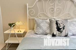 1-к квартира, посуточно, 40м2, 14/25 этаж