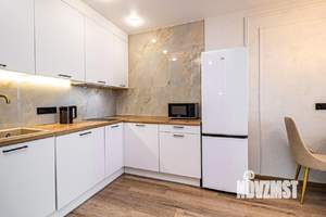 1-к квартира, посуточно, 42м2, 18/20 этаж