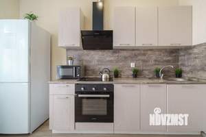 1-к квартира, посуточно, 45м2, 1/1 этаж