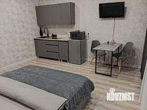 Студия квартира, посуточно, 40м2, 3/18 этаж