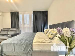 Студия квартира, посуточно, 35м2, 11/16 этаж