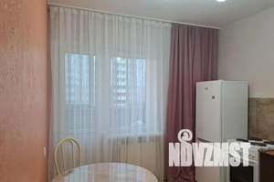 1-к квартира, посуточно, 38м2, 4/16 этаж