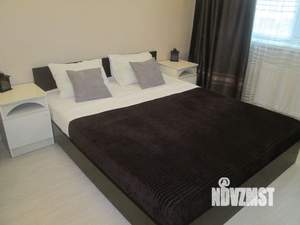 1-к квартира, посуточно, 42м2, 3/17 этаж