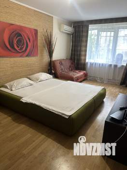 1-к квартира, посуточно, 35м2, 1/5 этаж