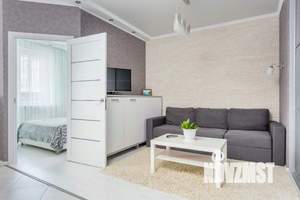 1-к квартира, посуточно, 42м2, 1/1 этаж