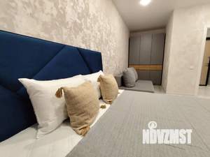 1-к квартира, посуточно, 39м2, 7/18 этаж