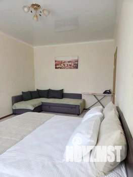 1-к квартира, посуточно, 38м2, 1/1 этаж