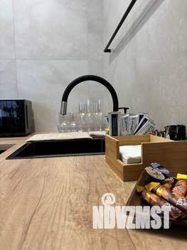 Студия квартира, посуточно, 28м2, 10/18 этаж