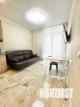 1-к квартира, посуточно, 40м2, 7/24 этаж