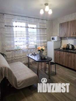 1-к квартира, посуточно, 39м2, 1/1 этаж