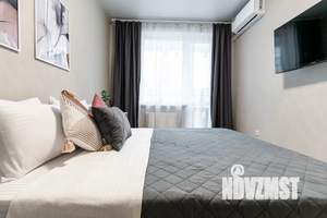 1-к квартира, посуточно, 47м2, 16/24 этаж