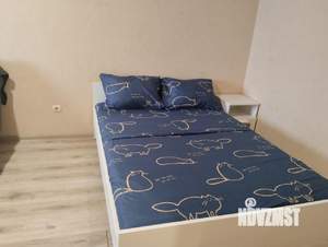 1-к квартира, посуточно, 42м2, 2/17 этаж