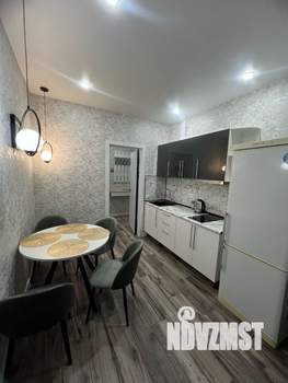1-к квартира, посуточно, 38м2, 13/16 этаж