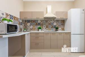 1-к квартира, посуточно, 40м2, 18/25 этаж