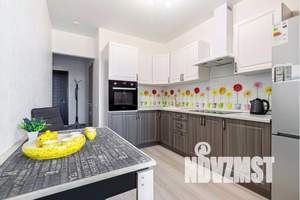 1-к квартира, посуточно, 45м2, 13/25 этаж