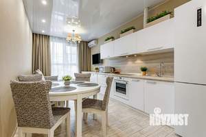 2-к квартира, посуточно, 60м2, 4/25 этаж