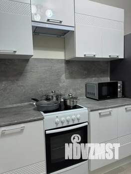 2-к квартира, посуточно, 57м2, 10/18 этаж