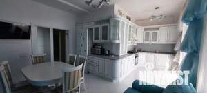 3-к квартира, на длительный срок, 104м2, 5/6 этаж