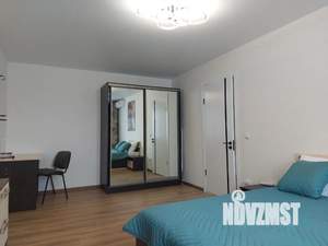 1-к квартира, посуточно, 42м2, 7/12 этаж