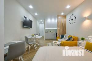 Студия квартира, посуточно, 33м2, 3/12 этаж