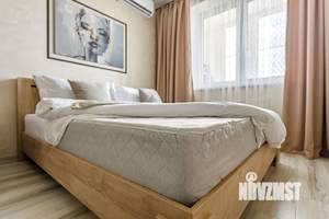 1-к квартира, посуточно, 40м2, 9/16 этаж